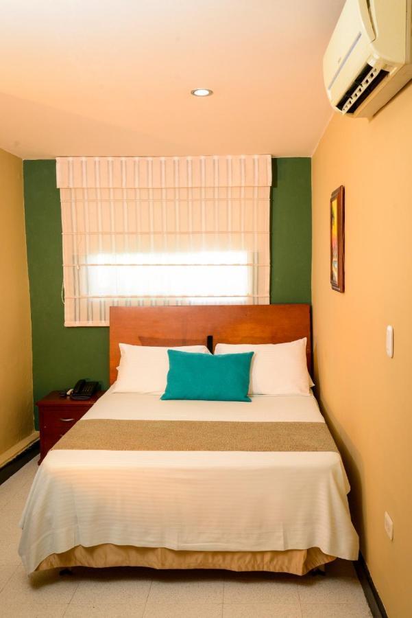 Hotel Prado 34 West Bucaramanga Exteriör bild