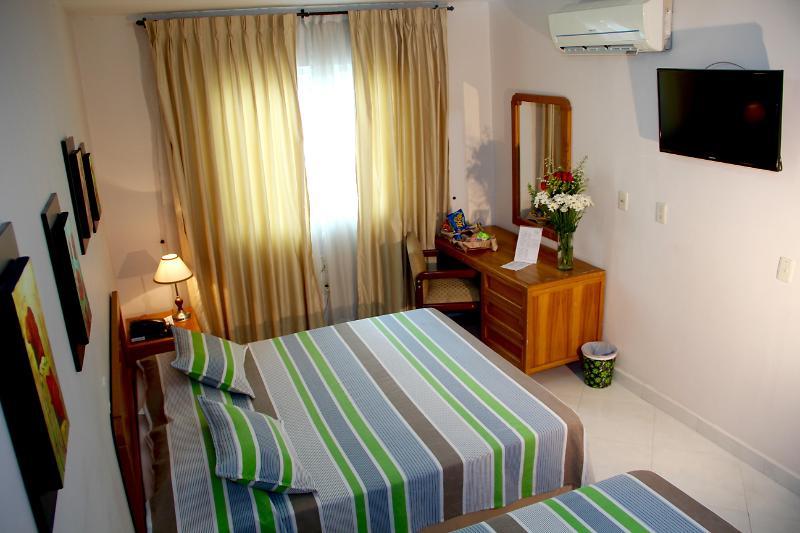 Hotel Prado 34 West Bucaramanga Exteriör bild